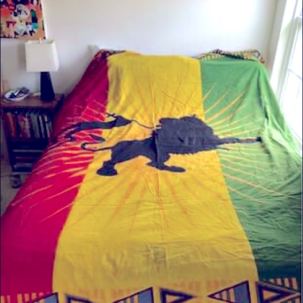 Urban Outfitters large tapestry/coverlet See pics